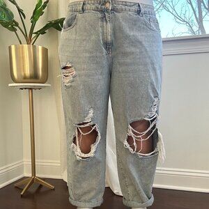 PRETTY LITTLE THING LOOSE FIT JEAN